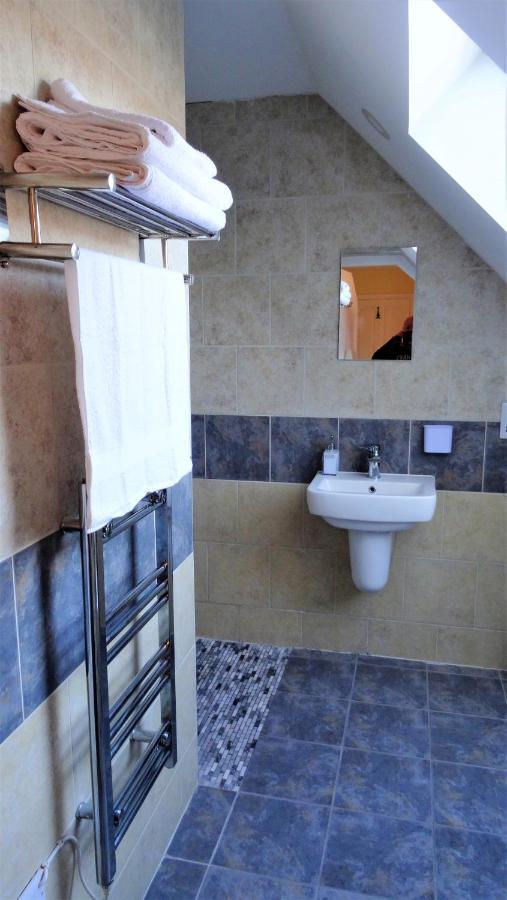 Bracadale House Bed & Breakfast Port na Long Bagian luar foto
