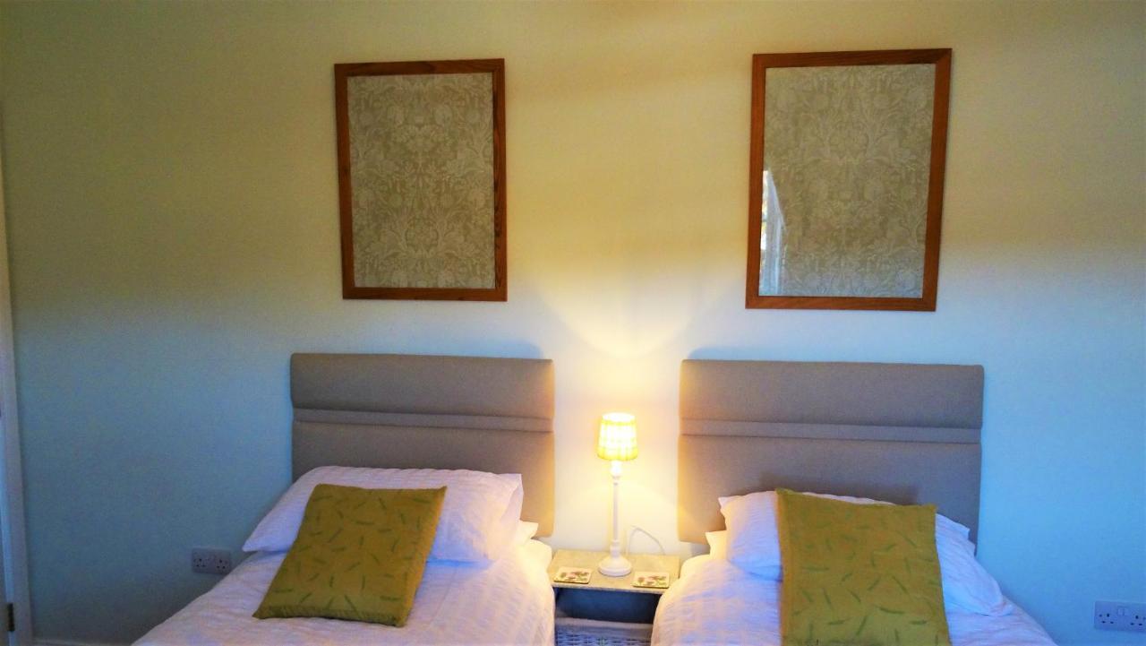 Bracadale House Bed & Breakfast Port na Long Bagian luar foto